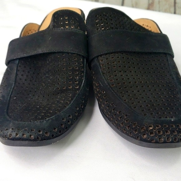 Me Too Womens Jaden Black Nubuck Slip On Block Heel Mules Shoes - Picture 6 of 7